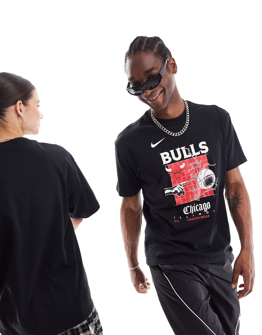 Nike Basketball NBA Unisex Chicago Bulls logo t-shirt in black