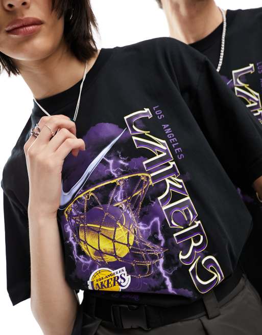 Lakers store graphic tee