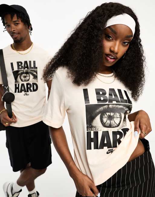 Nike Basketball Seasonal Exploration Verb t-shirt in pink