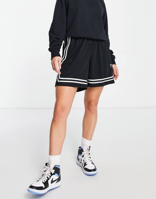 Nike Basketball - Shorts met gulp en gekruiste bies in zwart, 4 van 4