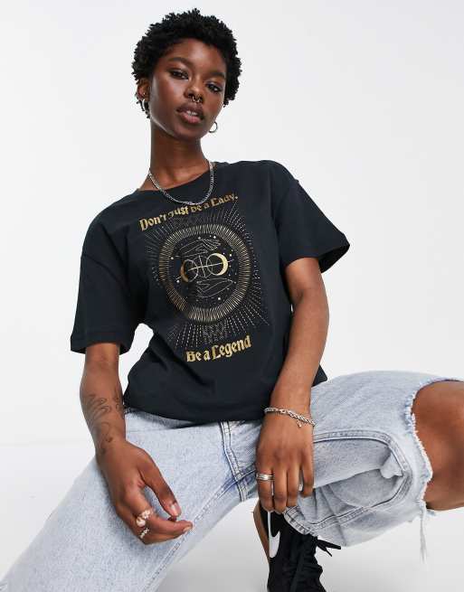 Nike Basketball - Sort T-shirt med slogan i boyfriend fit