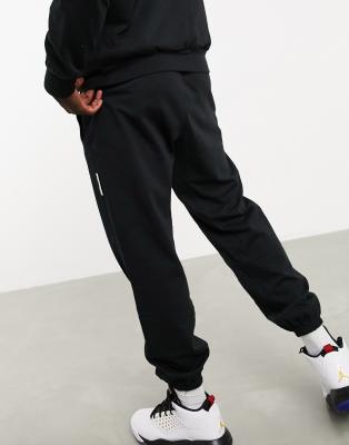 nike basketball joggers