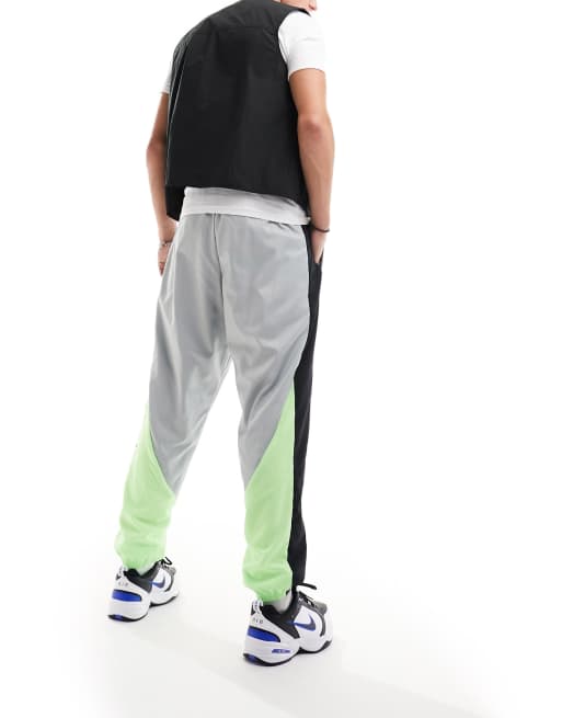 Nike Basketball Starting 5 woven panel sweatpants, 3 of 4