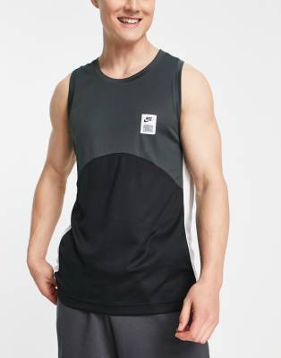 Nike Basketball Nike Basketball Starting Five Dri-FIT jersey vest in black