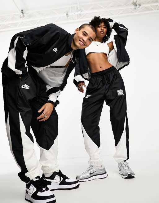 Nike on sale basketball joggers