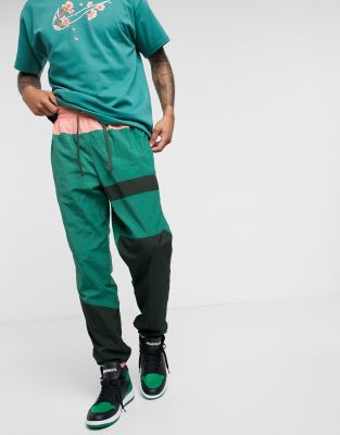 nike green sweatpants