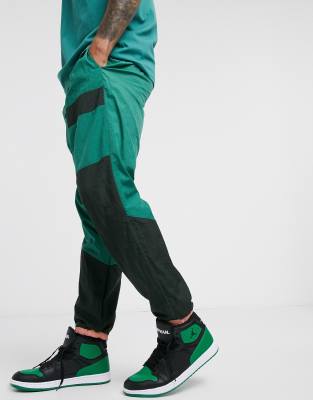 nike basketball sweats