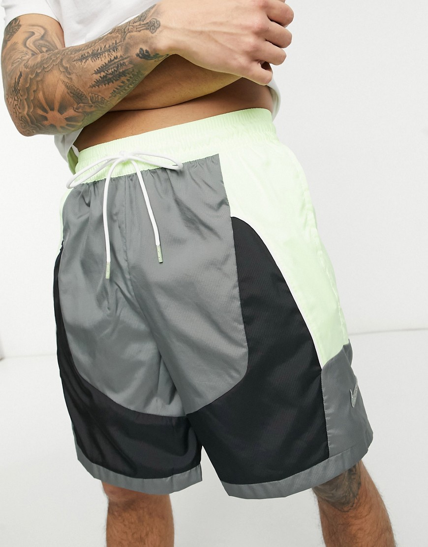 Nike Basketball throwback shorts in gray and volt-Grey