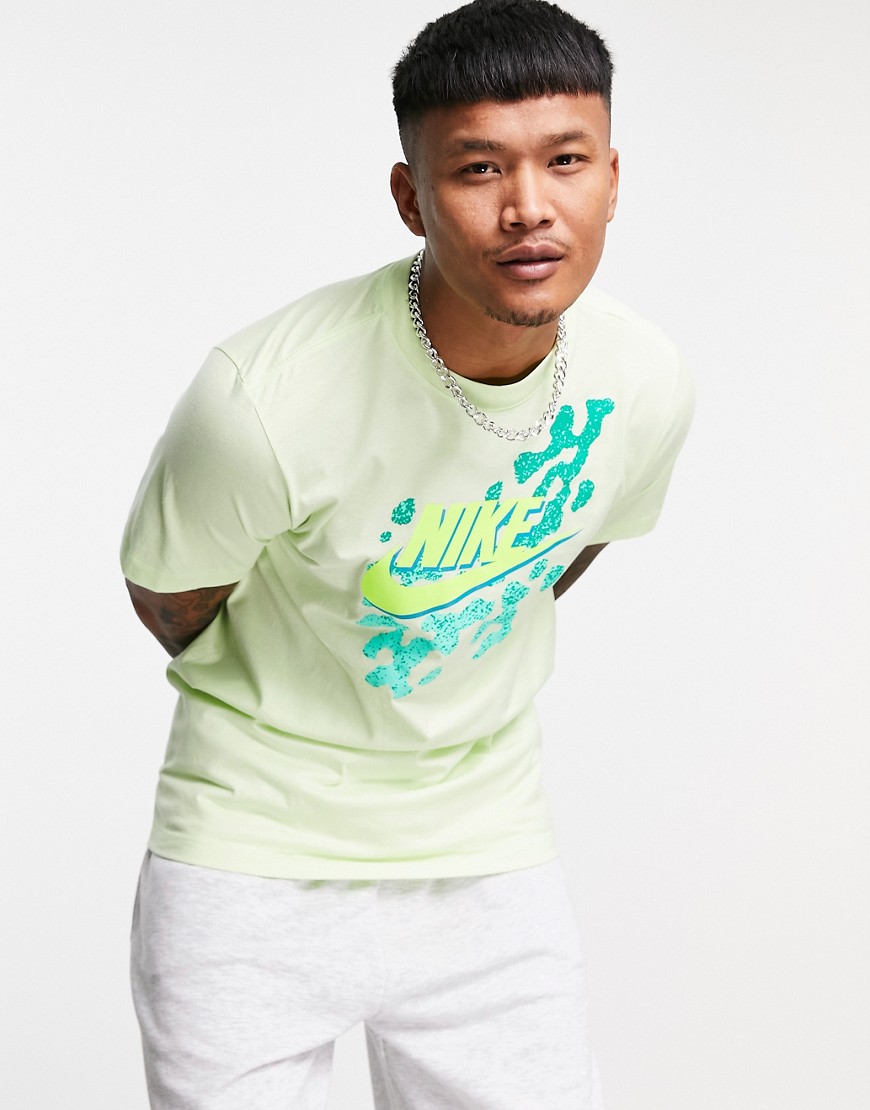 Nike beach party futura graphic t-shirt in lime-Green
