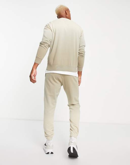 Nike – Beige mjukisbyxor i fransk frotté med ombréeffekt, 2 av 4