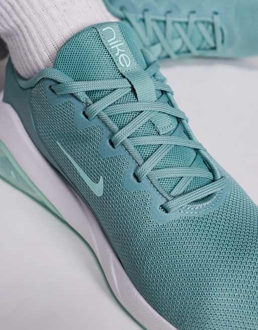 Nike Bella 7 sneakers in green, 5 of 5