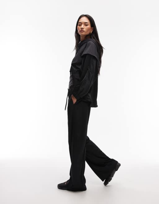 Nike belted pintuck pants in black , 3 of 5
