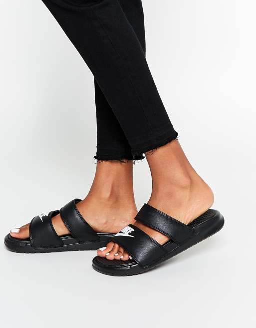 Nike benassi duo store flat sandals