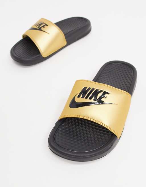 nike benassi fit