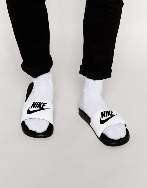 Nike benassi best sale jdi on feet