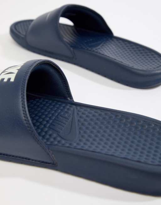 Nike best sale benassi navy