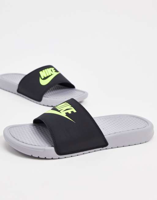 Nike store benassi volt