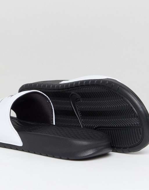 Interesse rørledning Beloved Nike Benassi JDI slides in white/black | ASOS