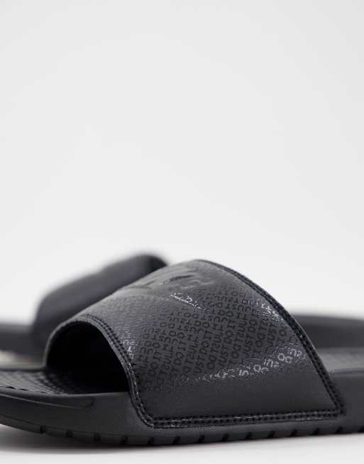 Asos nike benassi hotsell