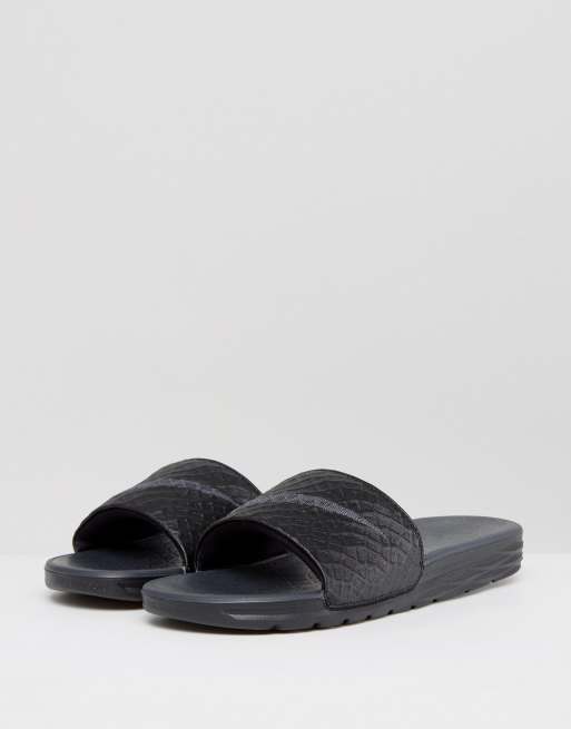 Nike hot sale benassi asos