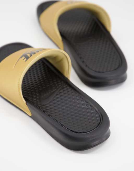 Nike benassi slippers discount zwart