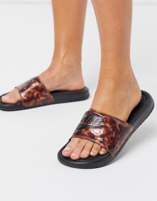 nike benassi tortoise slide sandal