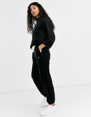 nike basic tracksuit black