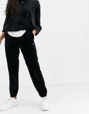 nike loose fit track pants