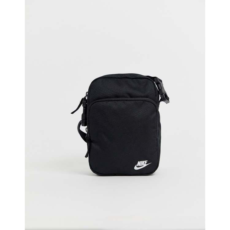 Nike black 2025 shoulder bag