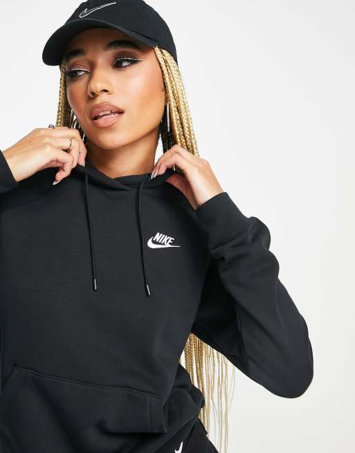 Nike black store essentials hoodie