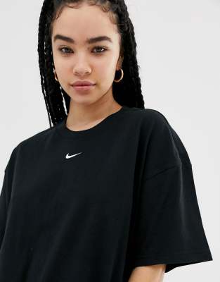 nike mini swoosh boyfriend t shirt