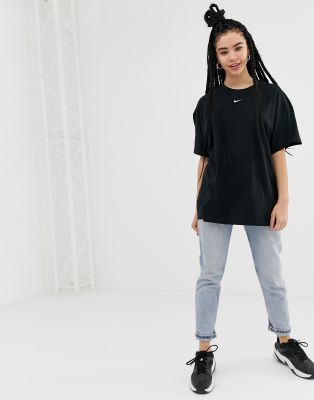 nike mini swoosh boyfriend t shirt