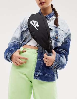 Nike black swoosh logo fanny pack