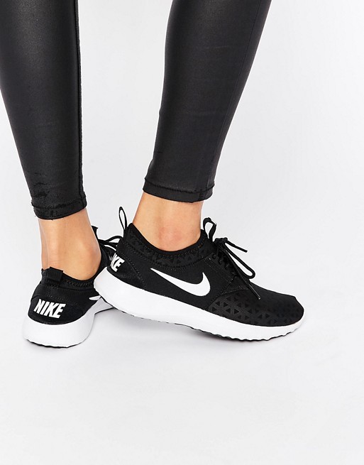 Nike | Nike Black & White Juvenate Trainers