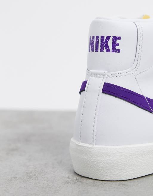 Nike blanche et discount violette