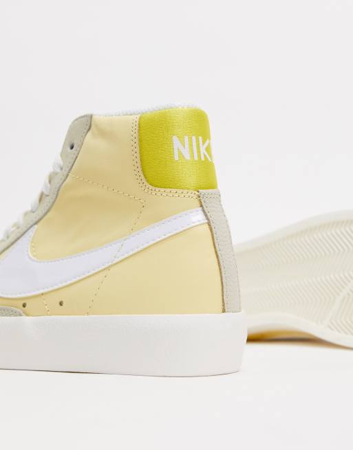 Nike Blazer 77 Baskets Jaune