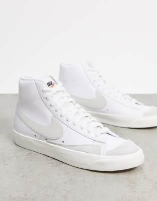 nike blazers beige