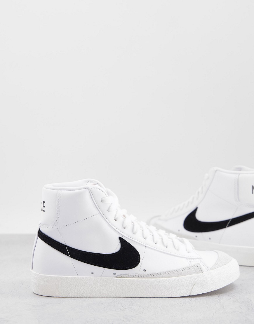Nike - Blazer '77 - Sneakers medie bianche/nere-Bianco
