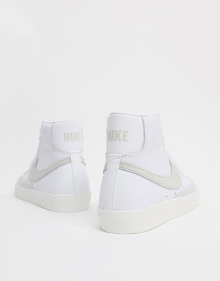 nike blazer 77 trainers in white and stone