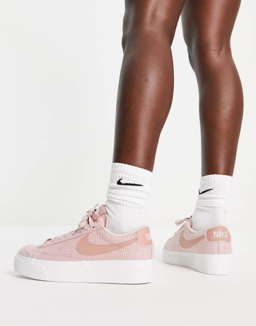 Nike store plateforme rose