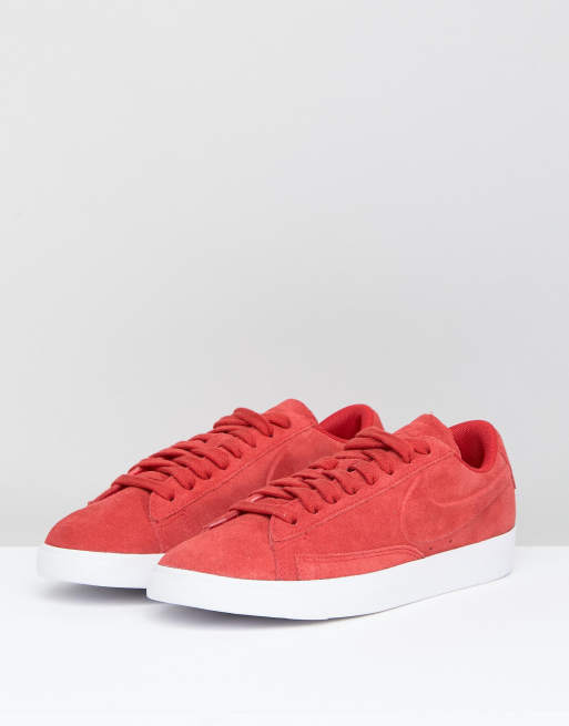 Nike Blazer Baskets basses en daim Rouge ASOS