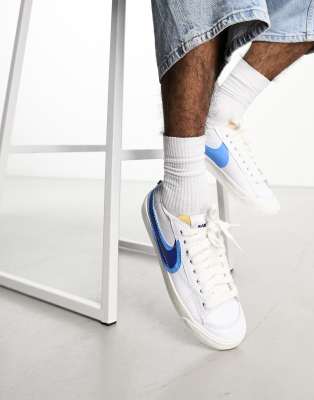 Nike Blazer Low '77 double swoosh spray trainers in white and blue