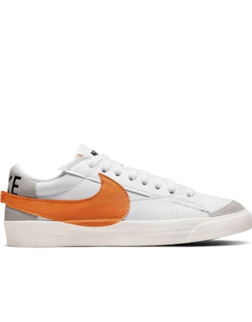 Nike Blazer Low '77 Jumbo Sneakers bianche e arancioni ASOS