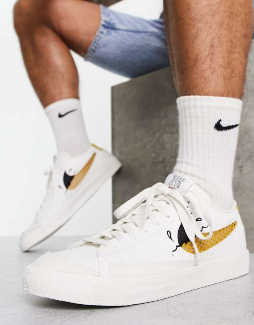 Nike blazer shop low gold