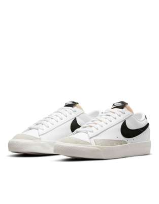 nike blazer low sneaker