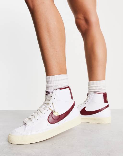 Nike blazer low white and outlet red