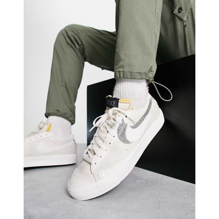 Nike Blazer Low 77 Sneakers premium color crema e grigie ASOS