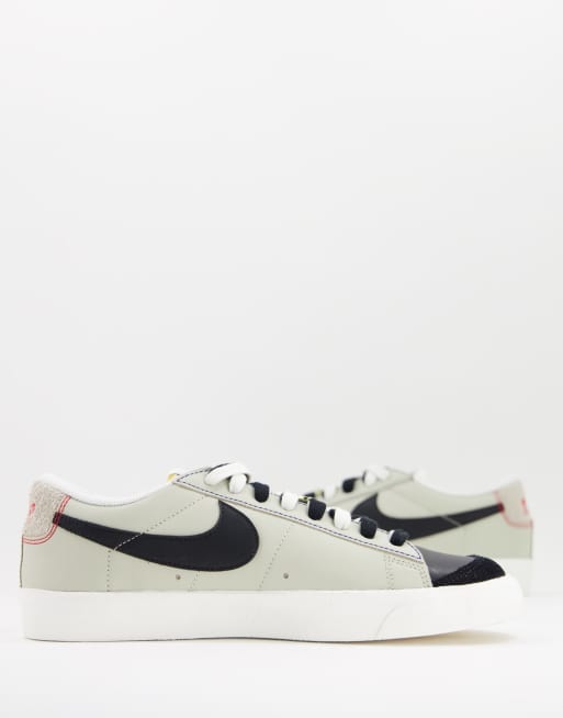 Nike – Blazer Low '77 – Svarta låga sneakers med avtagbar swoosh-logga, 4 av 4