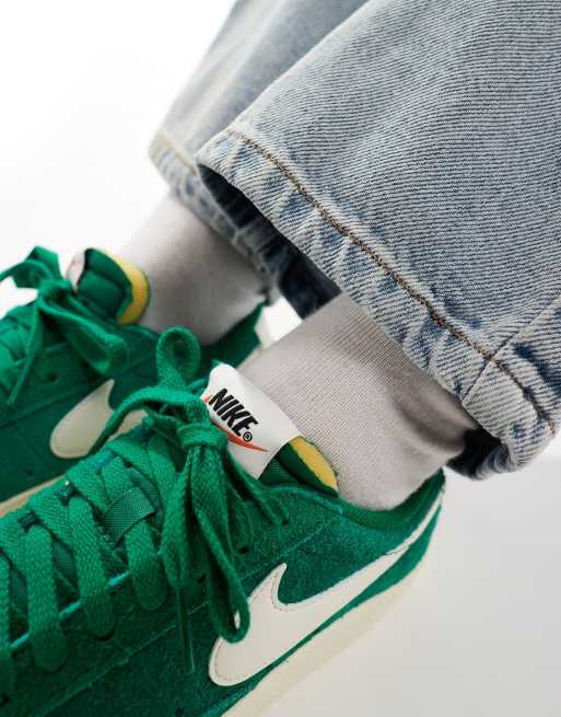 Nike Blazer Low 77 trainer in green