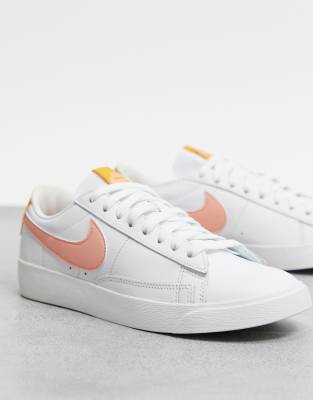 nike blazer low pink